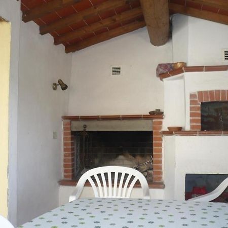 Charmantes Ferienhaus In Piani Della Rugginosa Mit Grossem Garten Реджелло Екстер'єр фото
