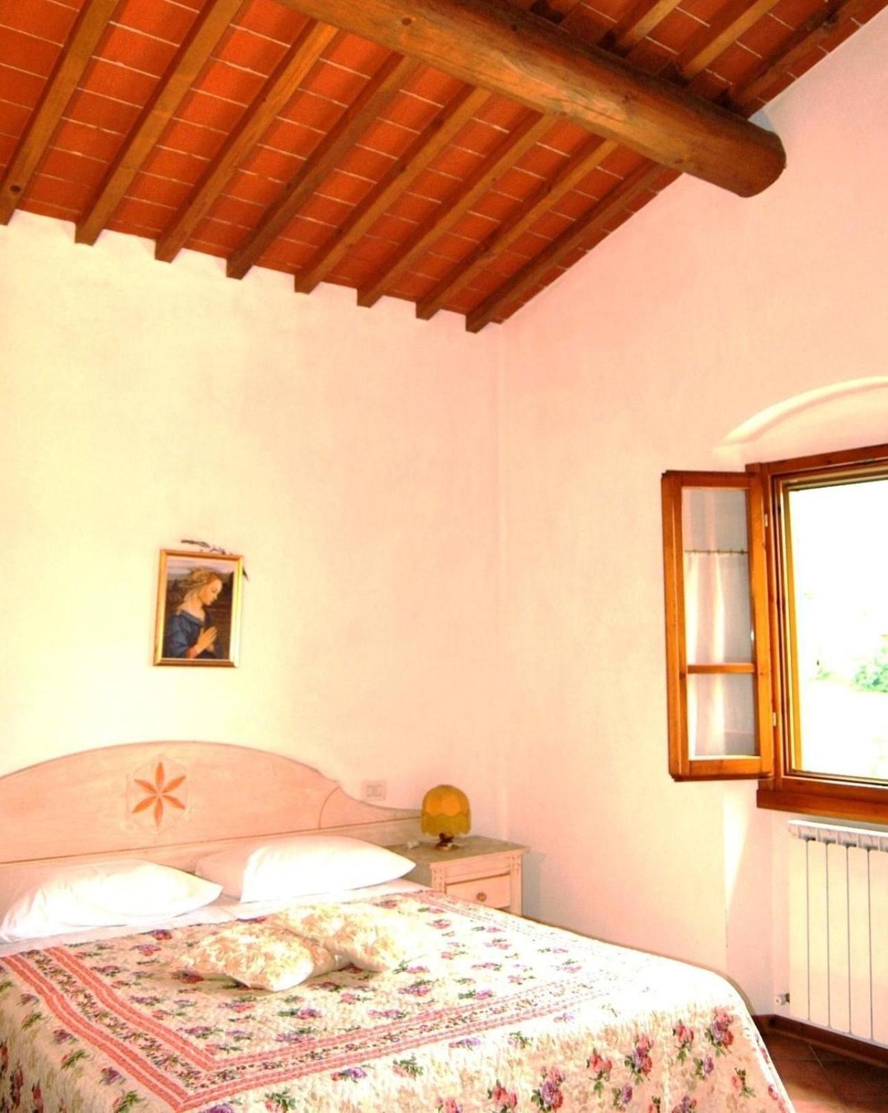 Charmantes Ferienhaus In Piani Della Rugginosa Mit Grossem Garten Реджелло Екстер'єр фото